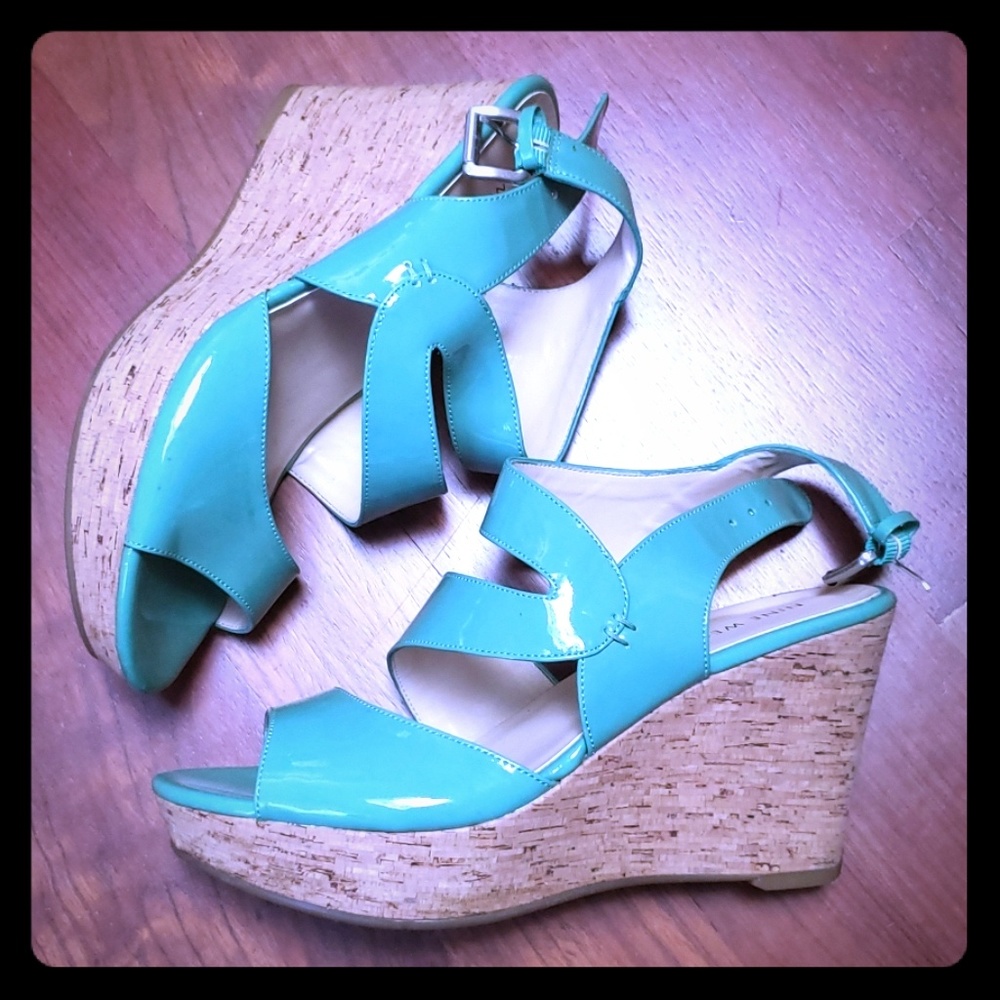 CUTE TURQUOISE WEDGES